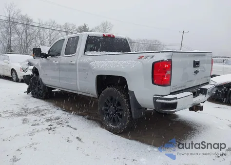 2015 Chevrolet Silverado 2500Hd Lt z USA, uszkodzony, nr VIN 1GC2KVEG0FZ555590